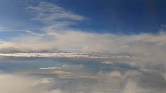 飞机窗外的云景风光视频素材模板下载