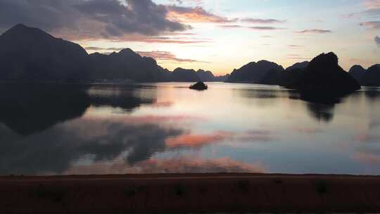 广西靖西市渠洋湖、喀斯特高原湖泊水库