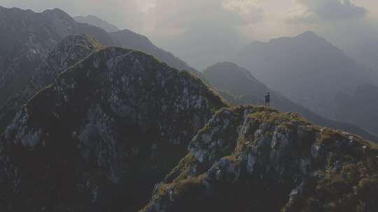 Man， Trekking，山脉，意大利