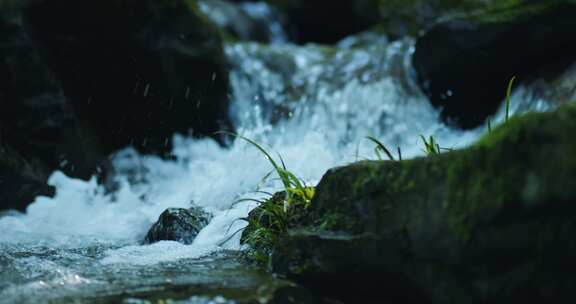 水溪流山泉水大自然河流水滴水源大自然