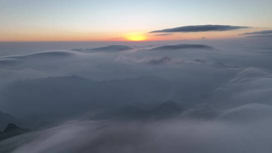 白云山雪景云海山峰航拍