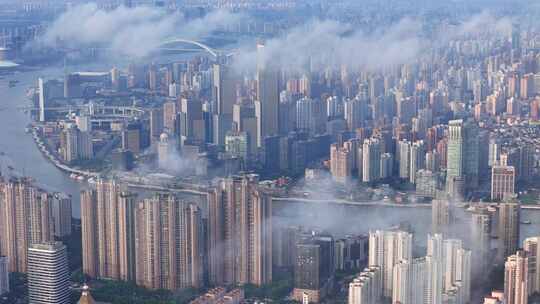 上海平流雾  云雾中的上海城市风景