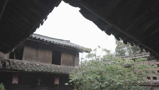 雨天 古村建筑