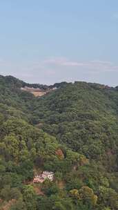 竖屏航拍重庆涂山风景