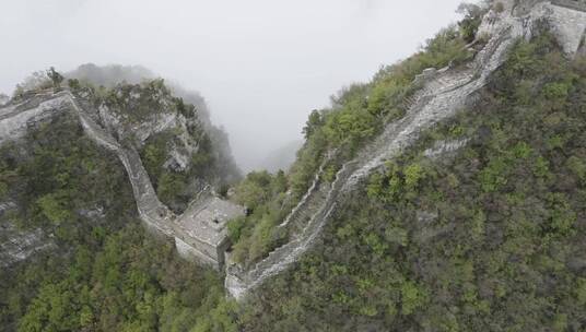 北京箭扣长城云海飘绕美景