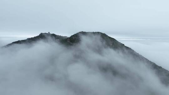 森林云海航拍山峰云雾缭绕雨后山林山脉风景