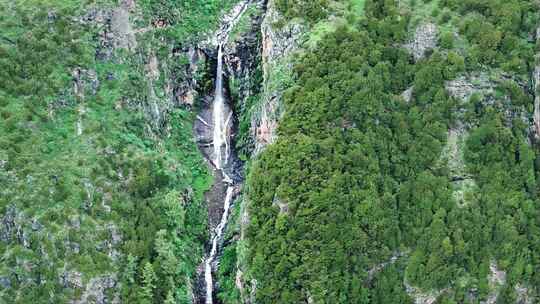 川西四姑娘山山谷雪山河流大气唯美航拍风光