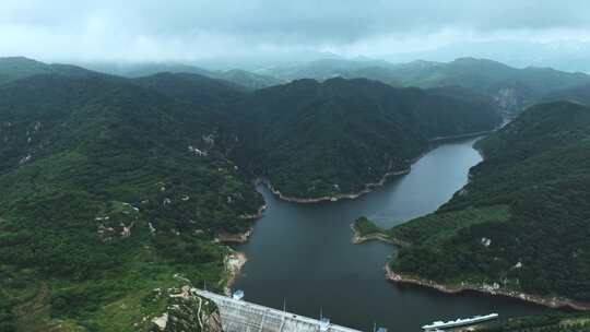 4K日照龙潭湖水库延时 青山绿水延时