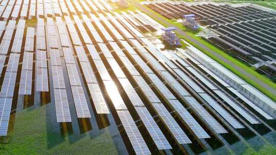 航拍光伏发电太阳能板