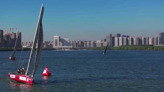 深圳宝安前海地区欢乐港湾帆船航拍4k