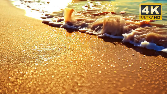 光斑光晕海浪浪花拍打扑向海岸岸边逆光特写