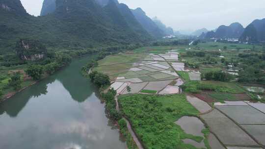 广西桂林遇龙河风景区风光