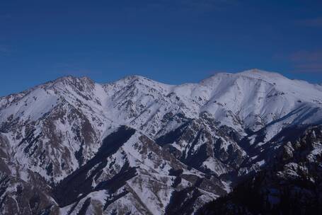 天山博格达峰