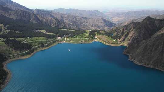 航拍新疆旅游天山天池自然风景