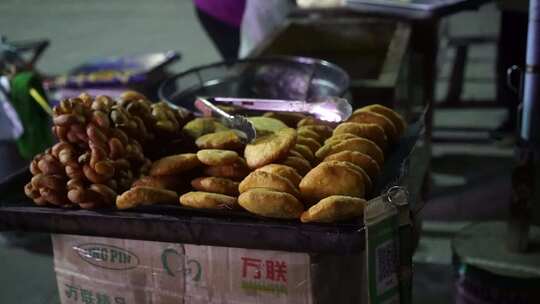 早餐店 油炸 早市 油条 油炸糕