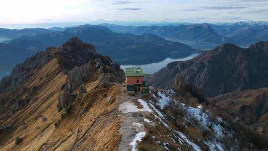 航拍高山山峰壮丽山河