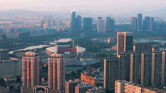 浙江义乌城市地标风光航拍 渐远视角