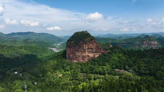 甘肃天水麦积山石窟日出航拍延时