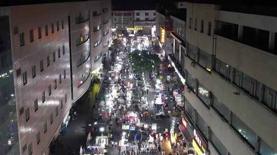 城市夜市步行街夜景人流航拍