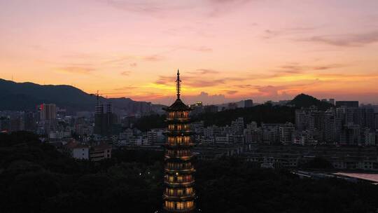 深圳龙华龙峰塔晚霞视频素材模板下载