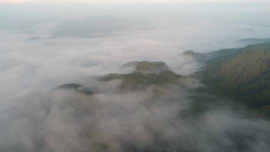 广西容县都峤山风景区自然风光丹霞地貌