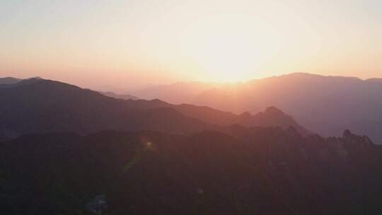 杭州临安大明山牵牛岗日落黄昏风景航拍