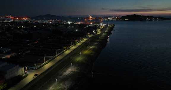 汽车行驶码头夜景道路航拍