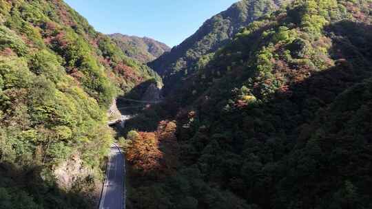 4K大气航拍重庆光雾山红军路素材风景