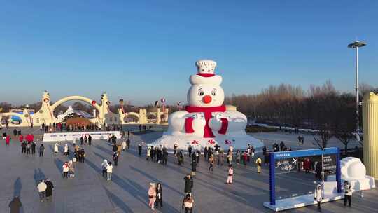 哈尔滨太阳岛雪博会大雪人航拍