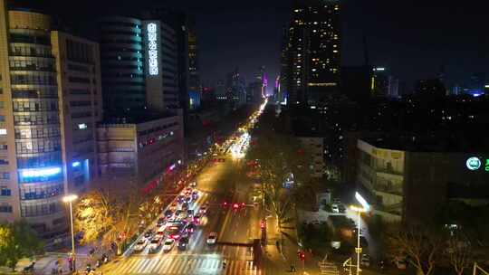 南京市玄武区中央路新模仿马路夜景车流视频