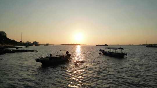 湄公河渔民湄公河入海口日出渔船渔网渔