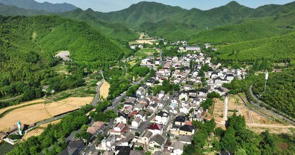 浙江安吉余村绿水青山金山银山航拍