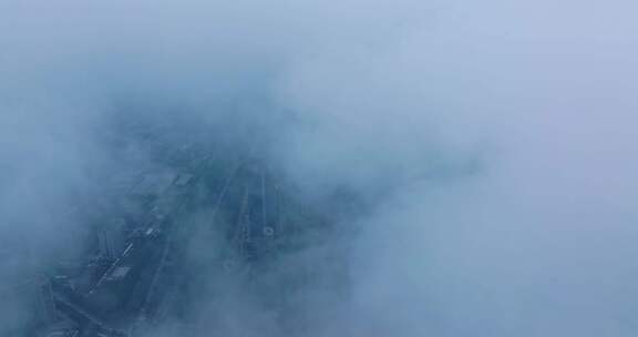 西安锦业路国瑞中心雨天云雾