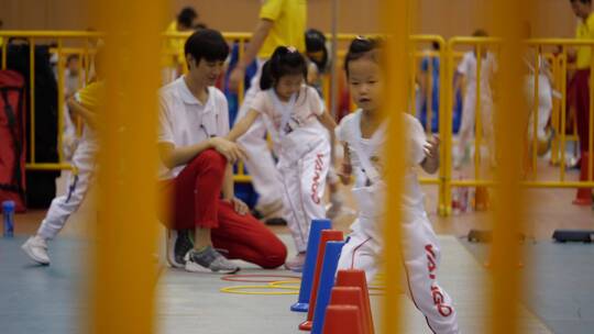 少儿运动体育中心体能训练