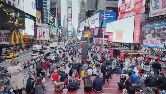 纽约时代广场人群景观