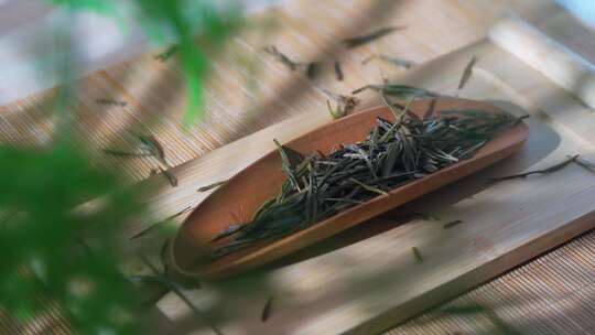 茶叶落下 中国茶道