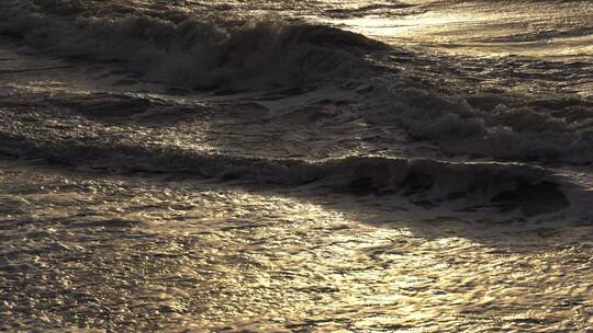 威海高区国际海水浴场的海浪视频素材模板下载