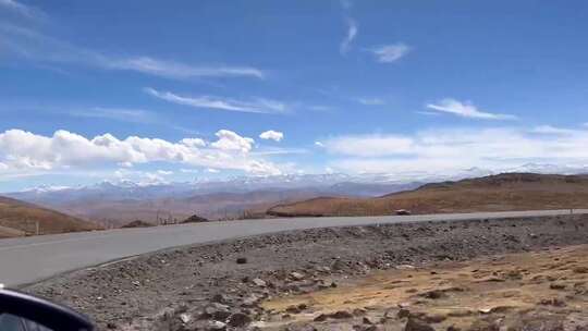 西藏自驾窗外风景视频素材模板下载