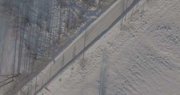 大兴安岭冬季冰雪道路