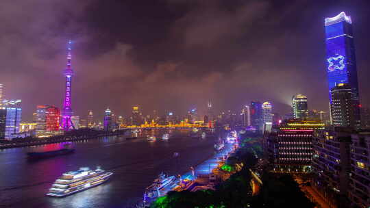 上海摩天大楼黄浦上的中国船只延时