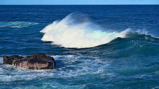 巨浪海浪大海海水浪花