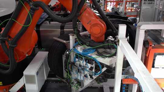 汽车卡车智能化生产线机器人手臂