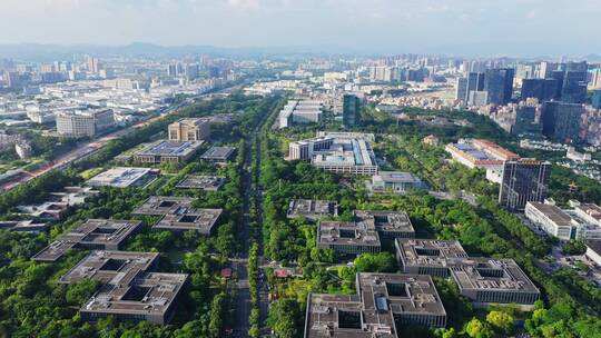 深圳华为坂田基地全景航拍前进