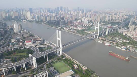 上海南浦大桥车流黄浦江全景特写4K