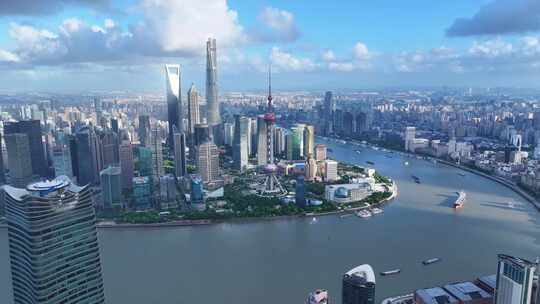 上海陆家嘴黄浦江畔城市景观