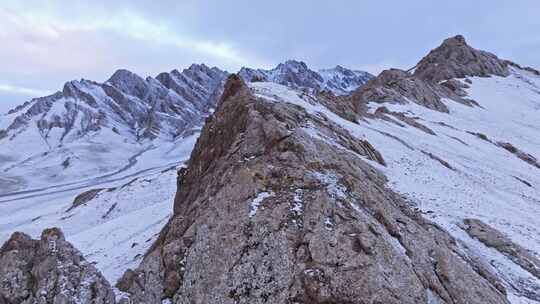 青海三江源雪景地貌航拍