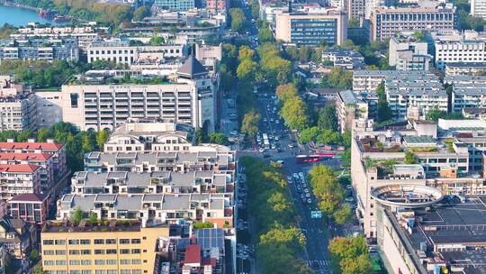 浙江杭州上城区延安路十字路口航拍车流交通