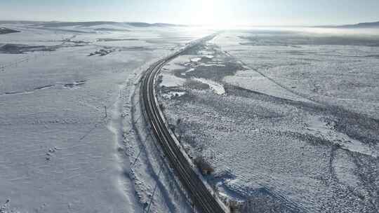 铁路线雪原寒冬