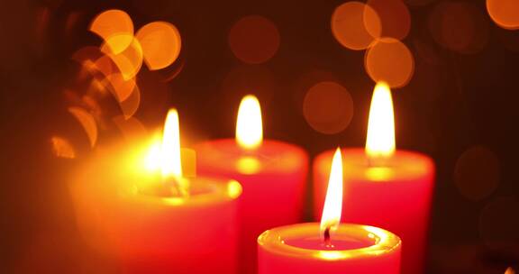 蜡烛 特写蜡烛火焰祈祷祝福爱情