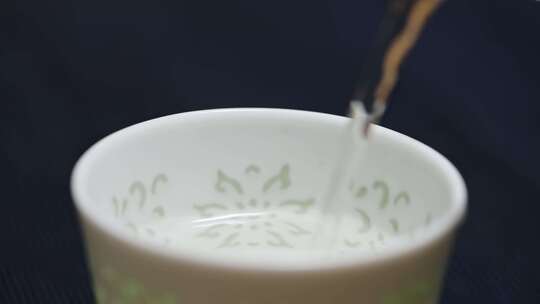泡茶倒茶中式饮茶白色杯子茶杯C0078